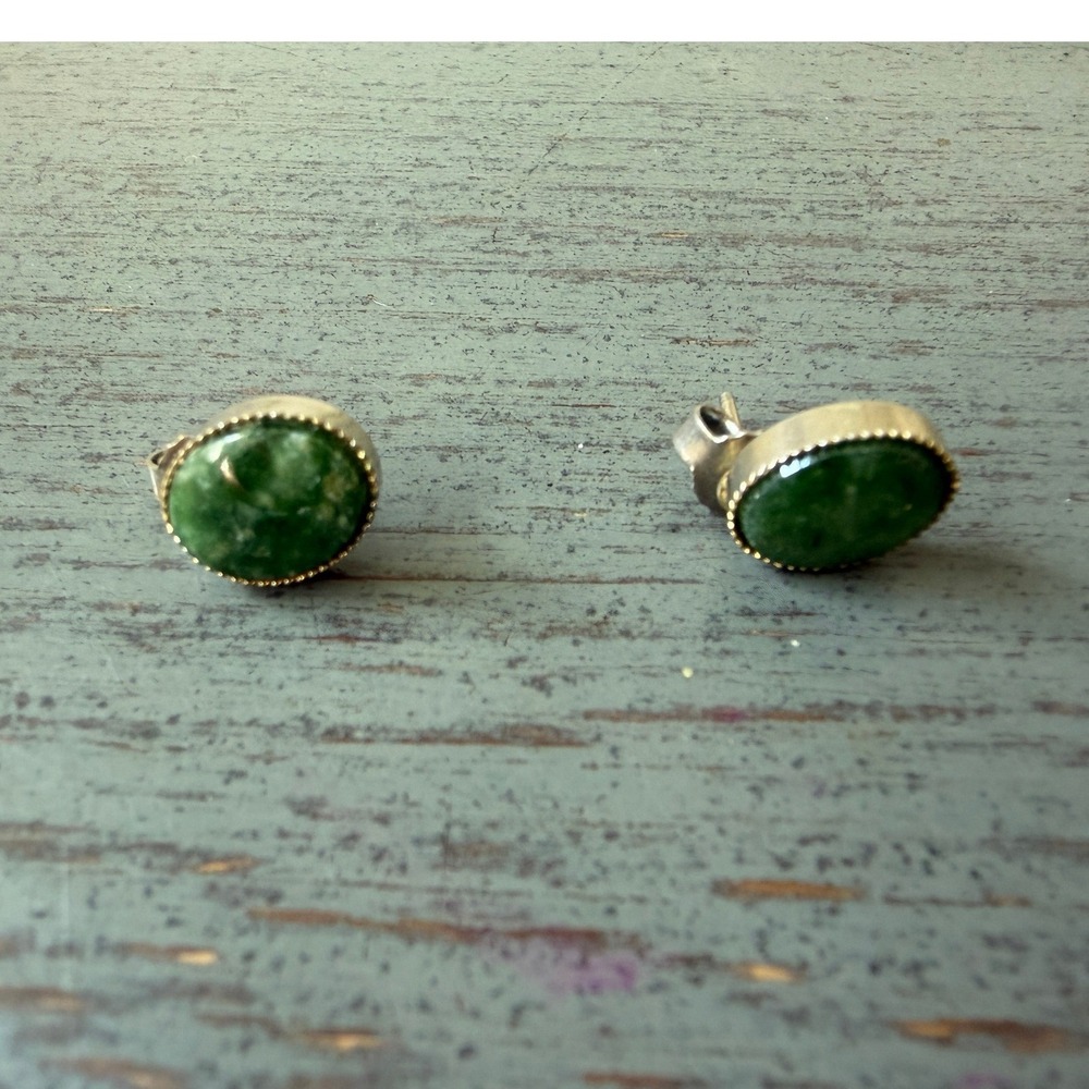 Vintage Green Jade Oval Stud Earrings Silver Tone Bezel Set Post Backs
